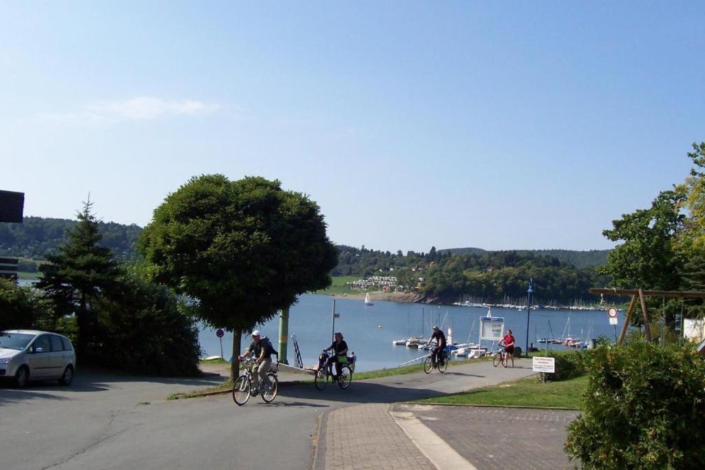 Gemutliche 93M2Fewo Mit 2 Schlafzimmern Und Seitlichem Seeblick Vom Balkon Scheid  외부 사진